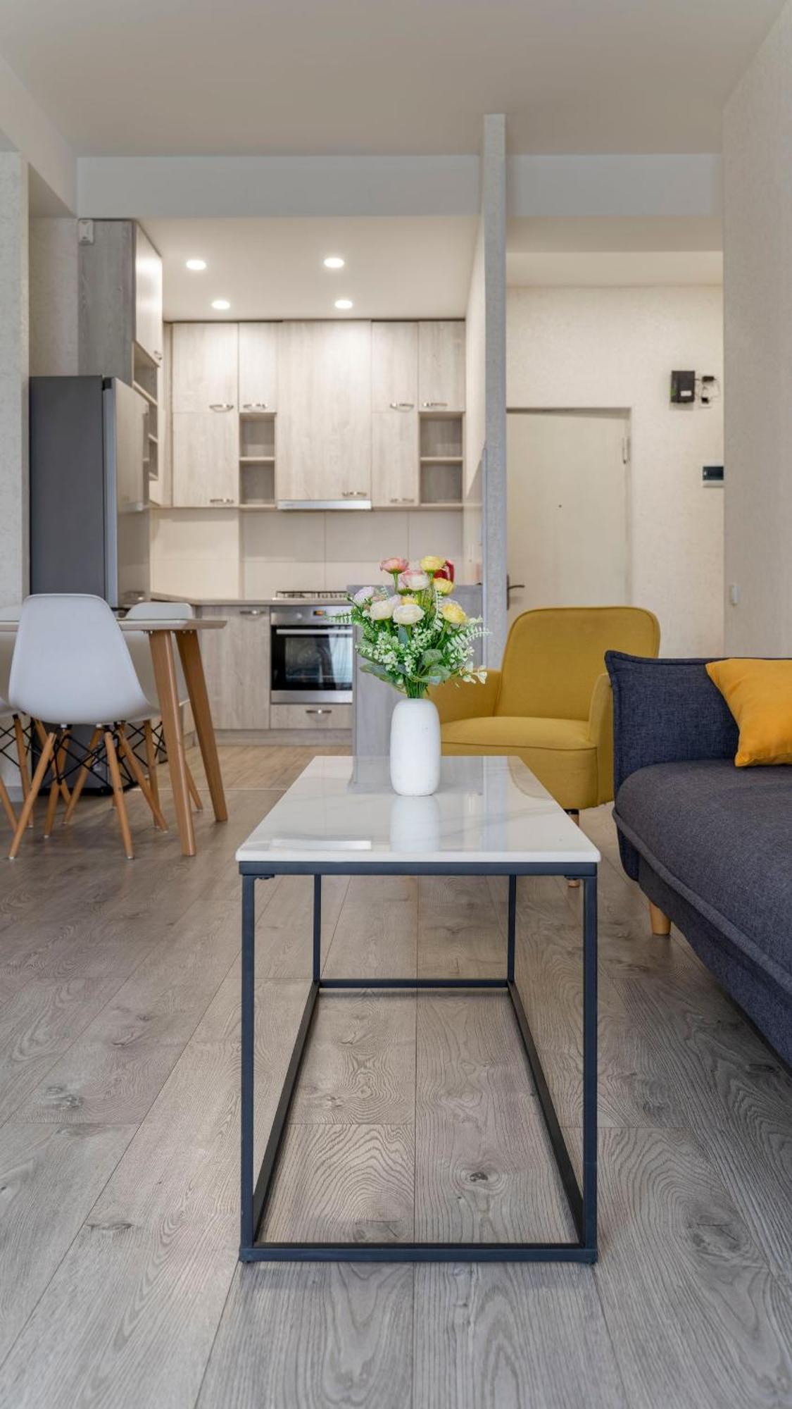Cozy Apartment In The Heart Of Tbilisi Exteriör bild