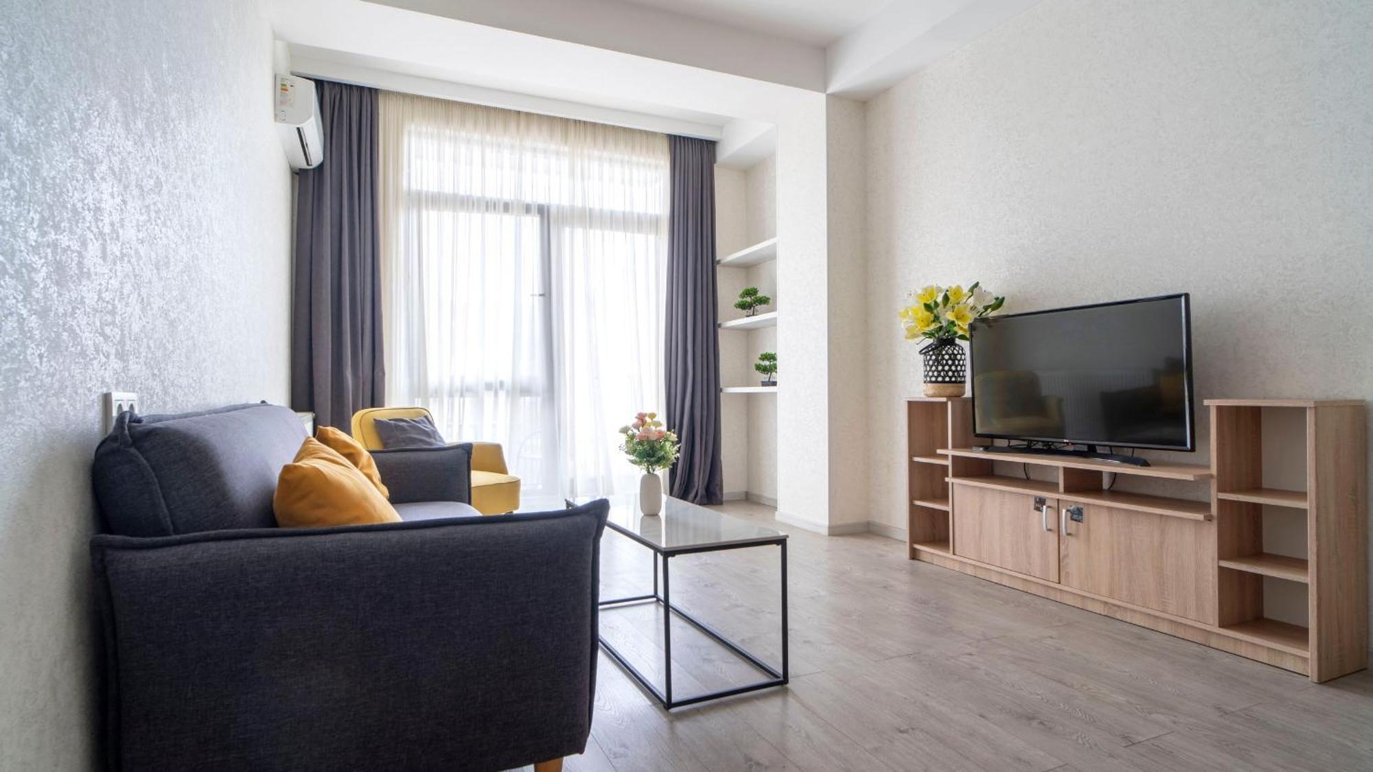 Cozy Apartment In The Heart Of Tbilisi Exteriör bild
