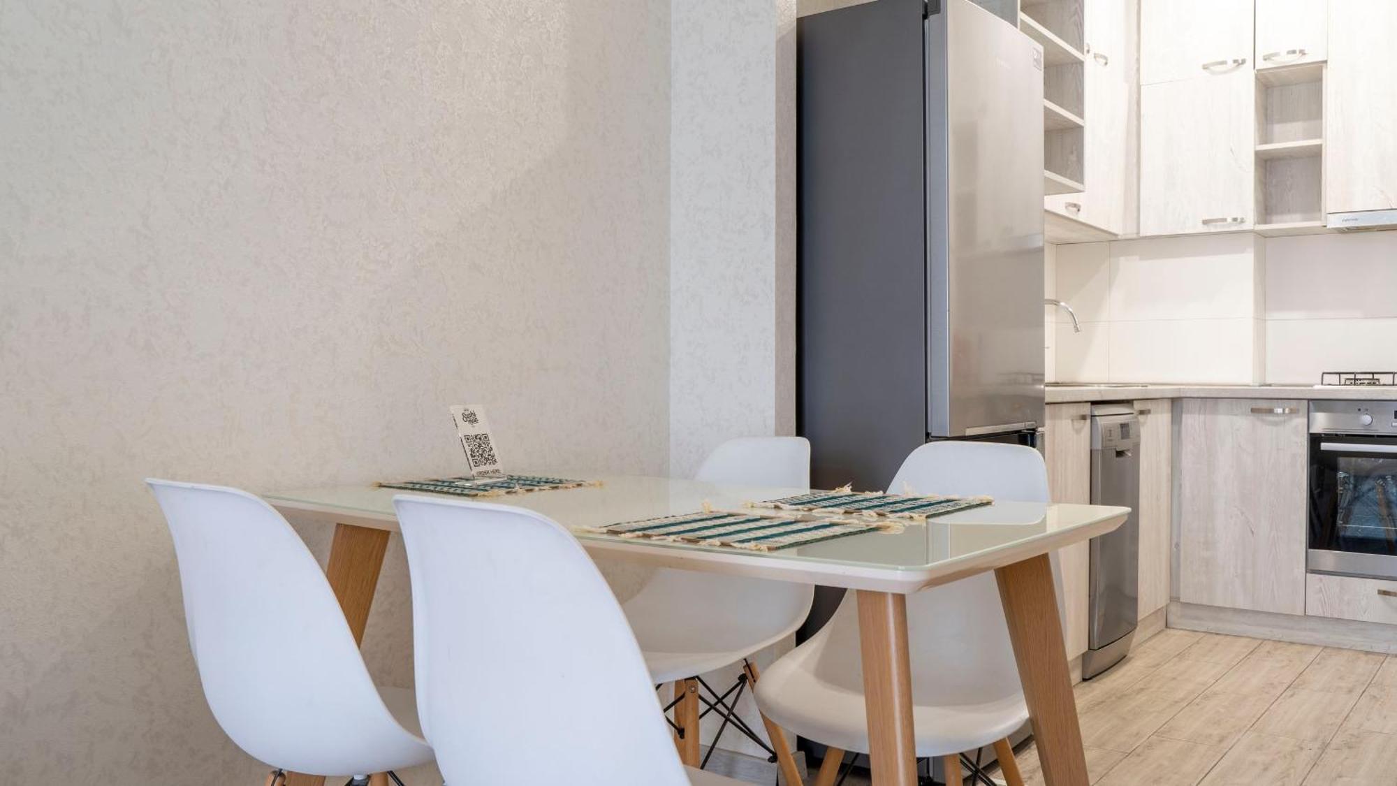 Cozy Apartment In The Heart Of Tbilisi Exteriör bild