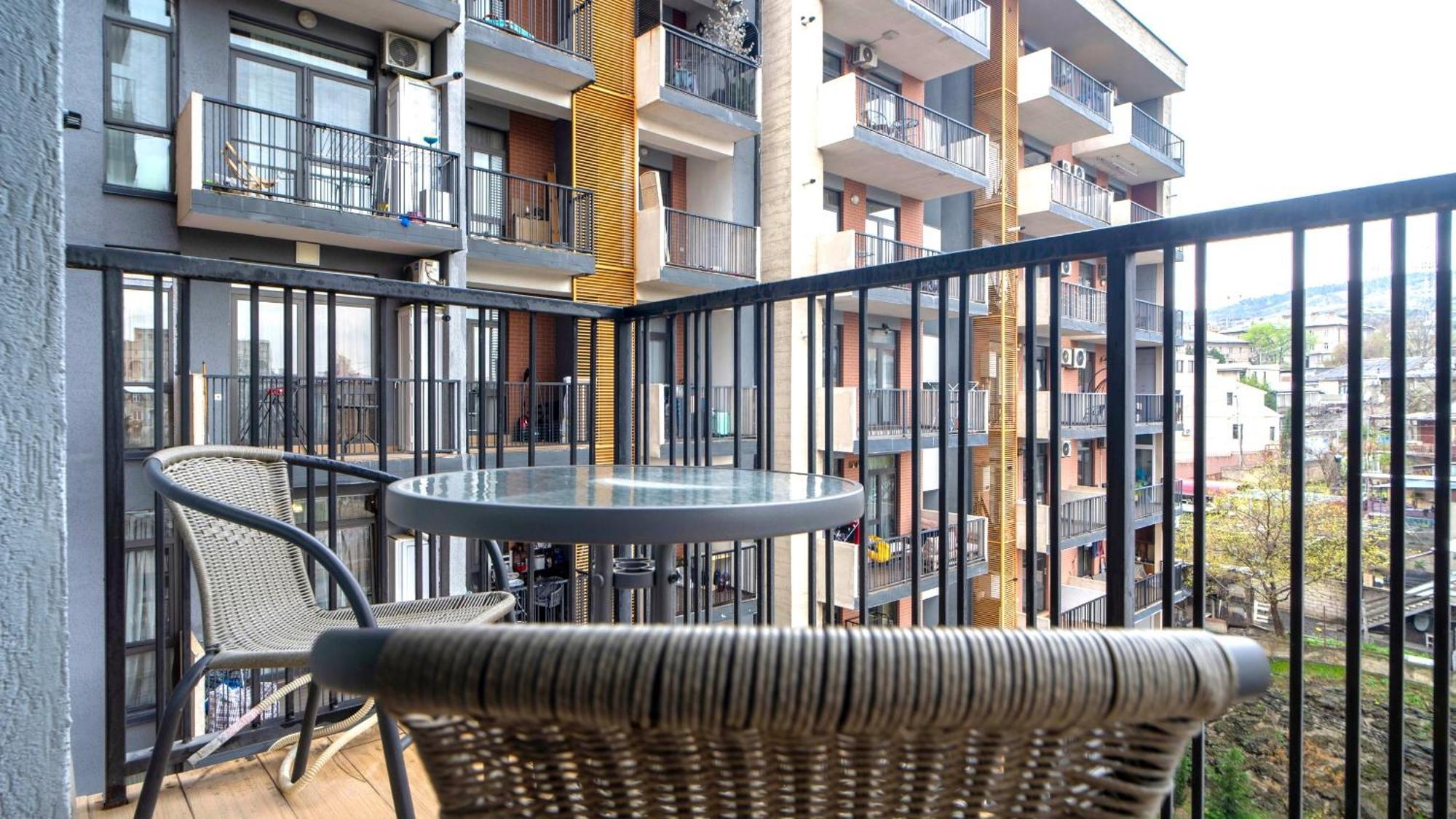 Cozy Apartment In The Heart Of Tbilisi Exteriör bild