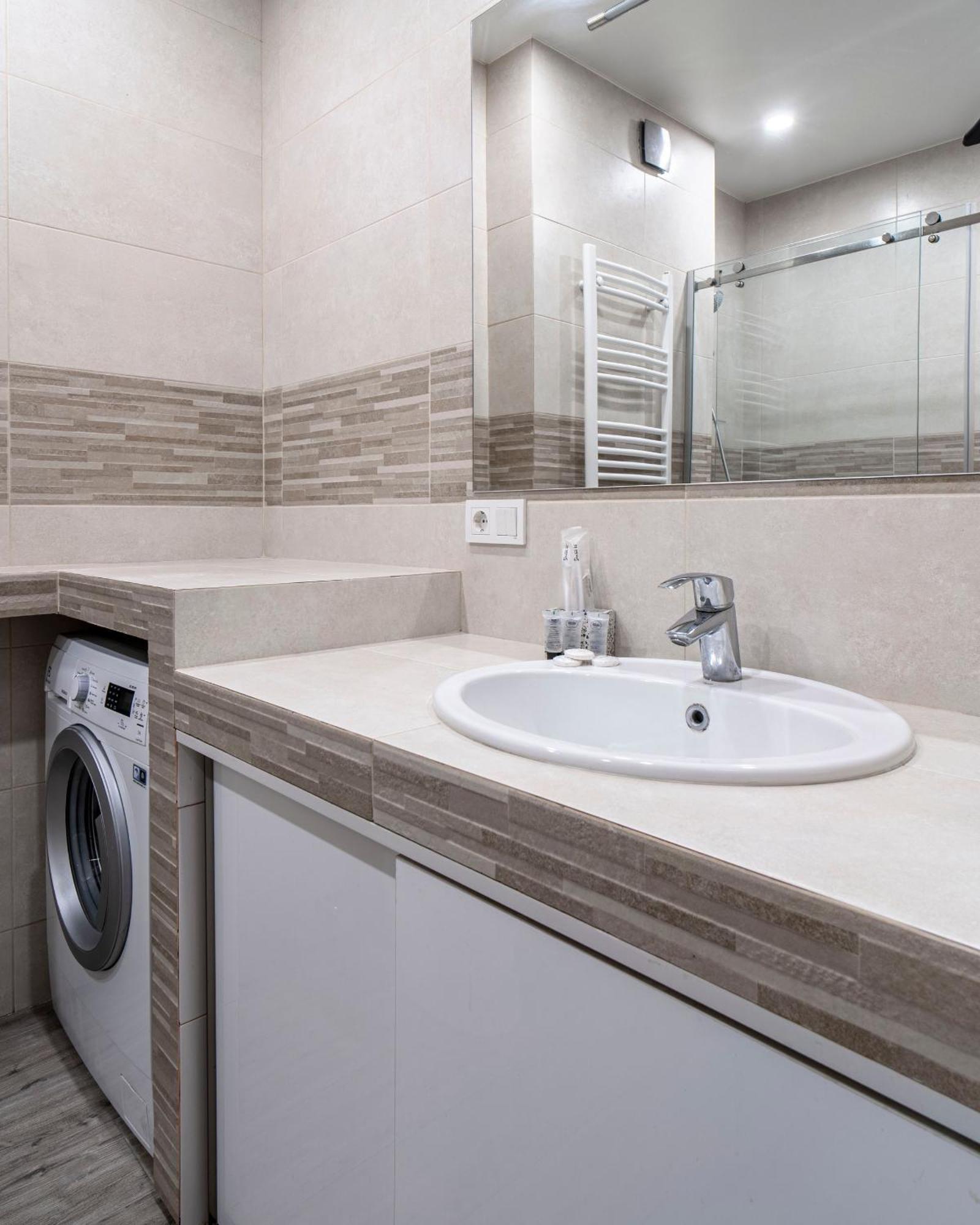 Cozy Apartment In The Heart Of Tbilisi Exteriör bild